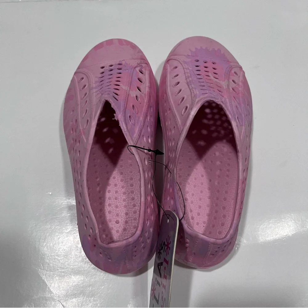 dELiA*s pink multi